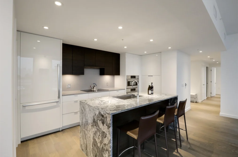 1302 1688 PULLMAN PORTER STREET, Vancouver BC V6A 0H3, Vancouver BC — Residential for Sale - Photo 2
