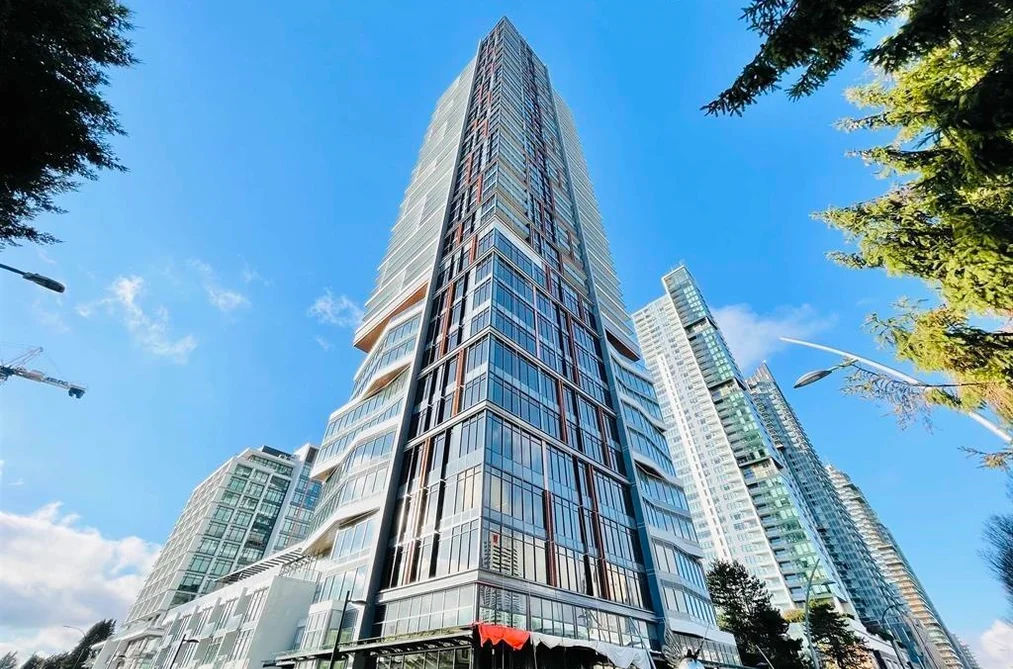 Condo for sale at 1302 6511 Sussex Avenue Burnaby British Columbia - MLS: R3151980