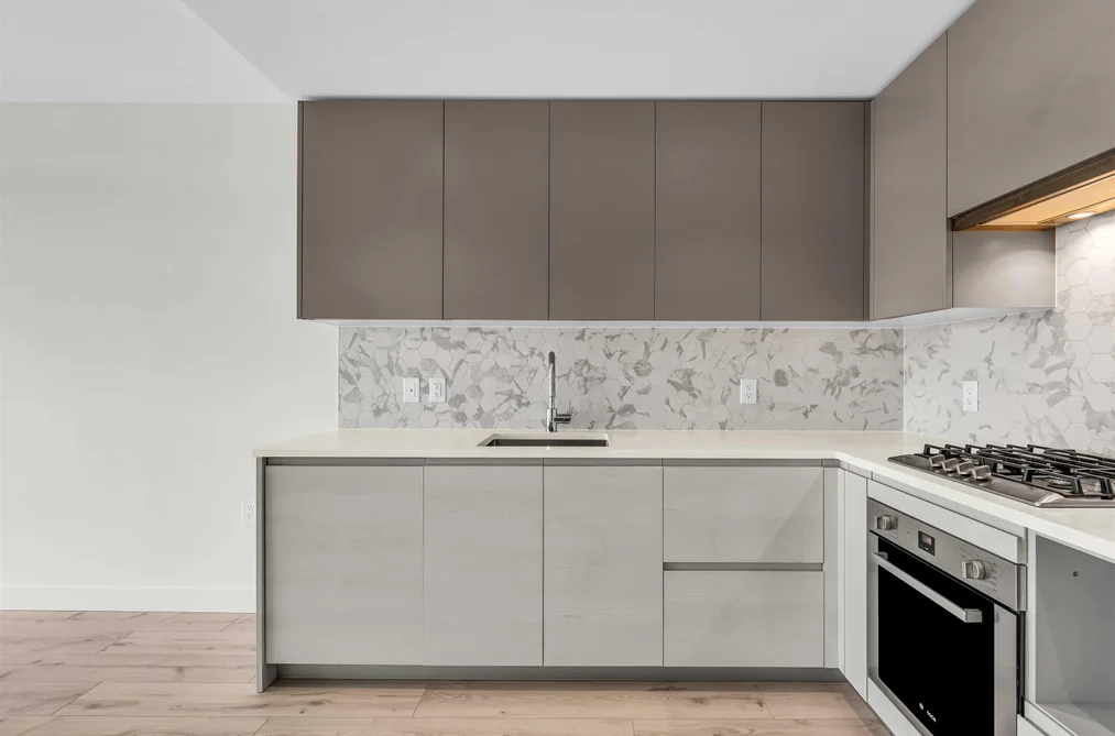 1302 8181 CHESTER STREET, Vancouver BC V5X 0J9, Vancouver BC — Residential for Sale - Photo 4
