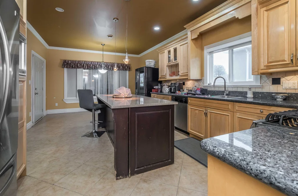 13027 68 AVENUE, Surrey BC V3W 2E5, Surrey BC — Residential for Sale — Photo 11 of 36