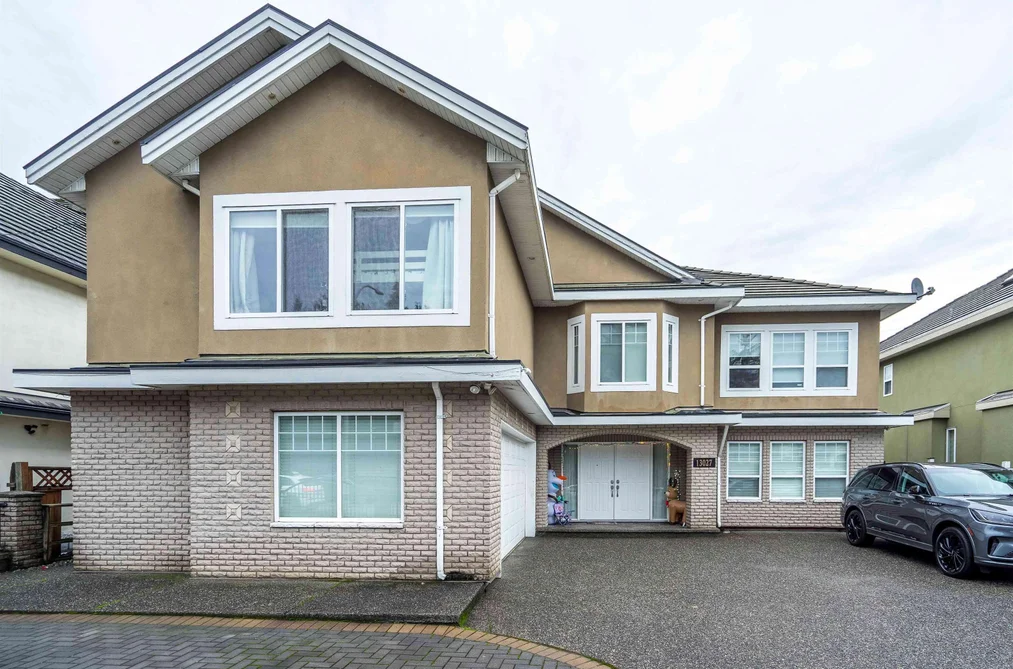 13027 68 AVENUE, Surrey BC V3W 2E5, Surrey BC — Residential for Sale — Photo 2 of 36