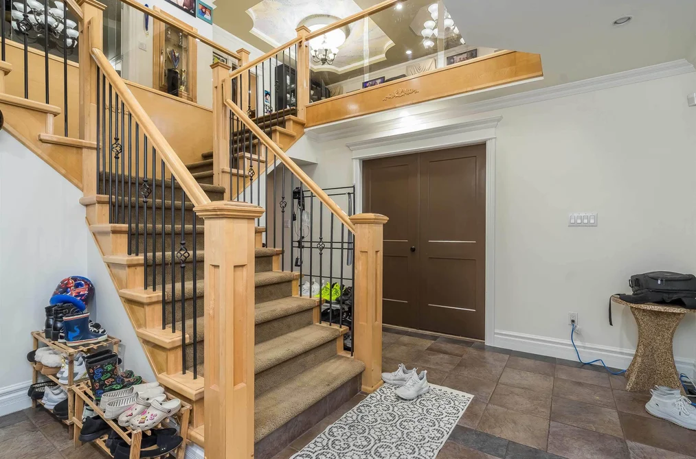 13027 68 AVENUE, Surrey BC V3W 2E5, Surrey BC — Residential for Sale — Photo 6 of 36