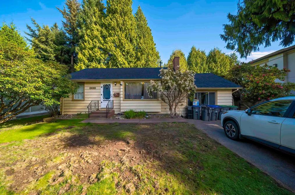 House for sale at 13029 15a Avenue Surrey British Columbia - MLS: R3110048
