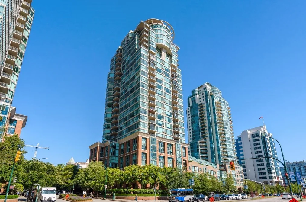 Condo for sale at 1303 1128 Quebec Street Vancouver British Columbia - MLS: R3137374