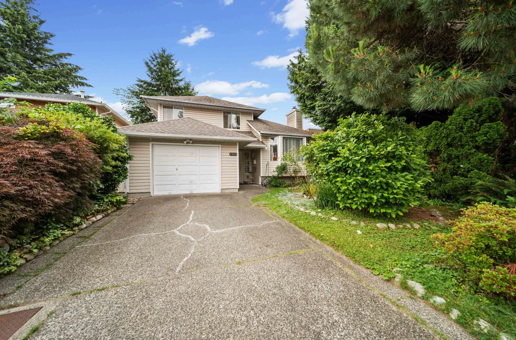 House for sale at 1303 Nestor Street Coquitlam British Columbia - MLS: R3142858