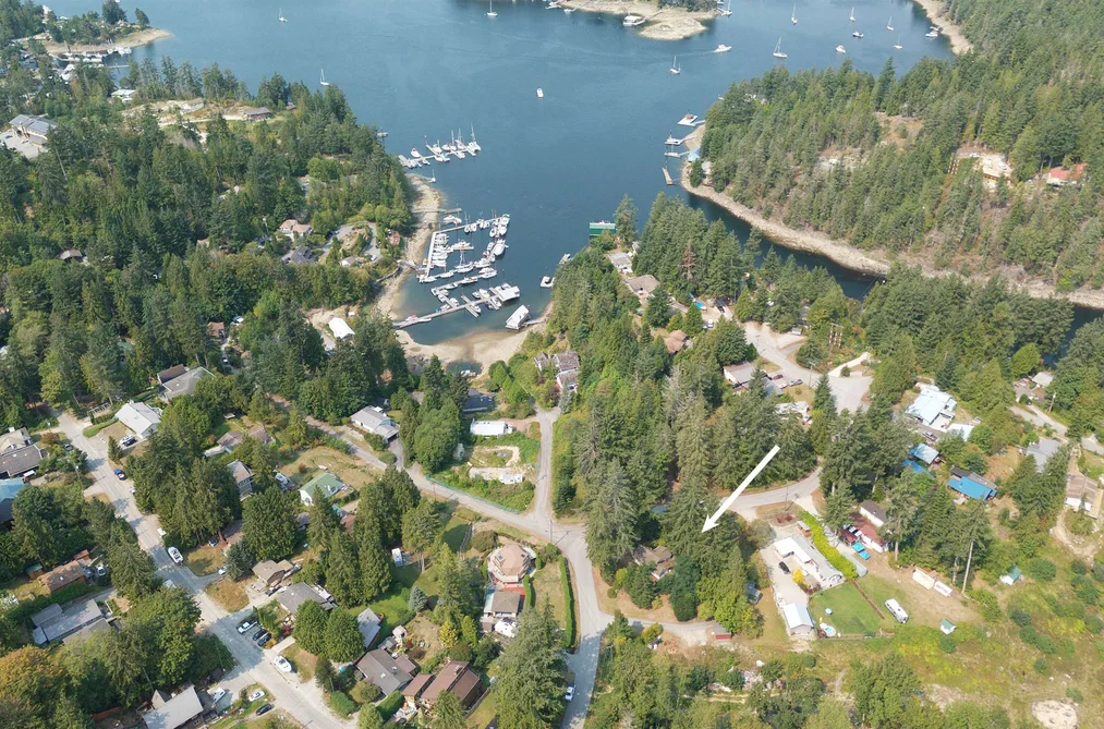 House for sale at 13032 Narrows Road Madeira Park British Columbia - MLS: R3156423