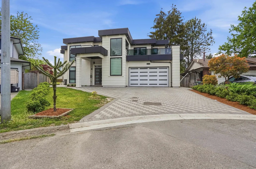 House for sale at 13034 63a Avenue Surrey British Columbia - MLS: R3124052