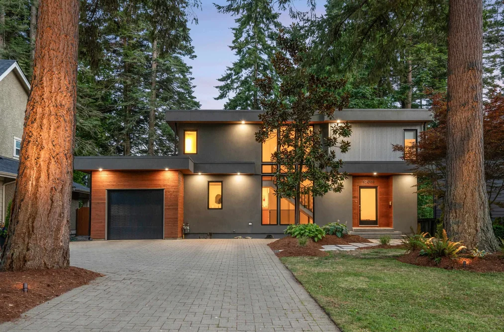 House for sale at 13038 14a Avenue Surrey British Columbia - MLS: R3144813