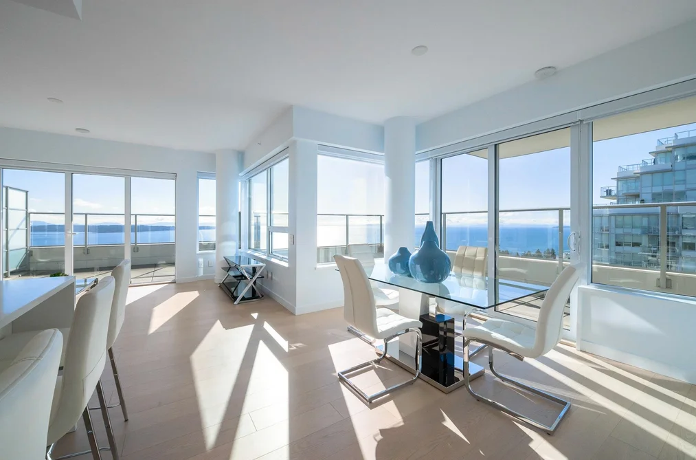 1304 1441 JOHNSTON STREET, White Rock BC V4B 3Z4, White Rock BC — Residential for Sale - Photo 2