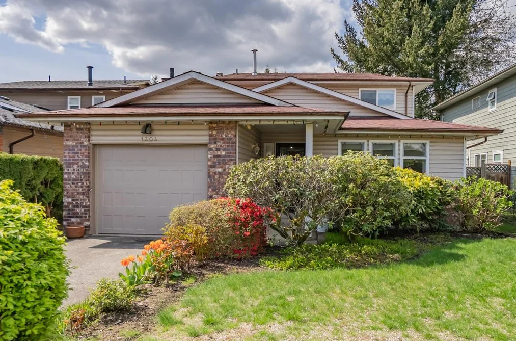House for sale at 1304 Hornby Street Coquitlam British Columbia - MLS: R3113552