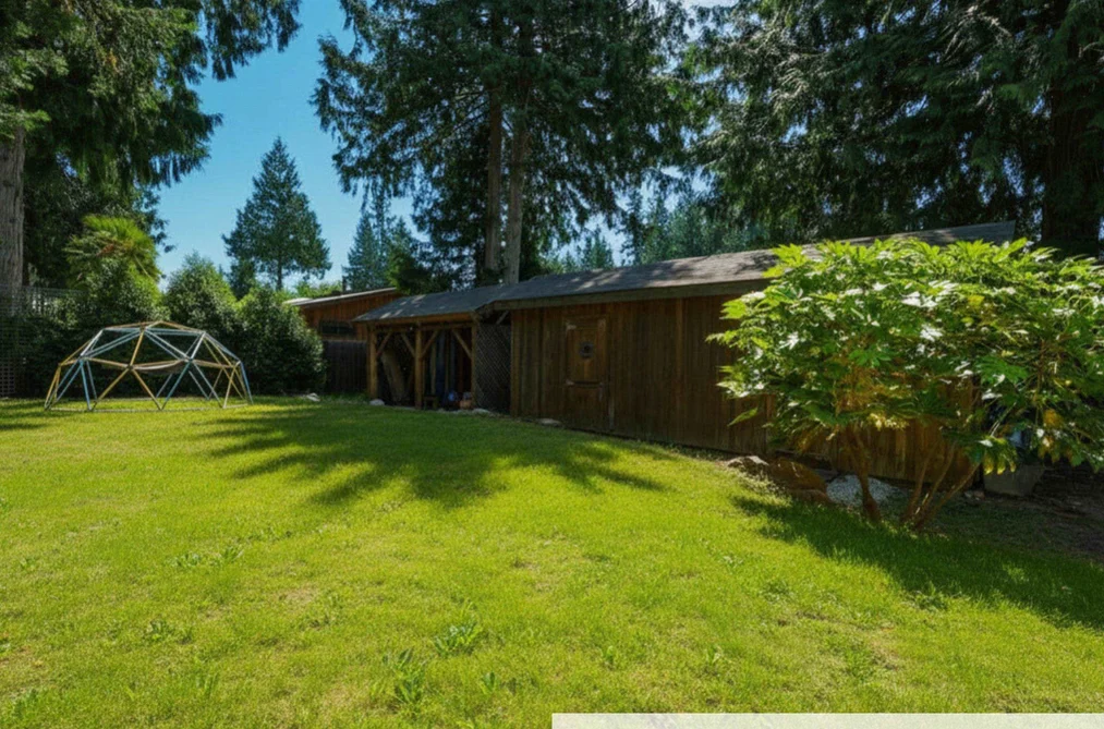 1304 OLES PLACE, Roberts Creek BC V0N 2W2, Roberts Creek BC — Residential for Sale — Photo 20 of 32