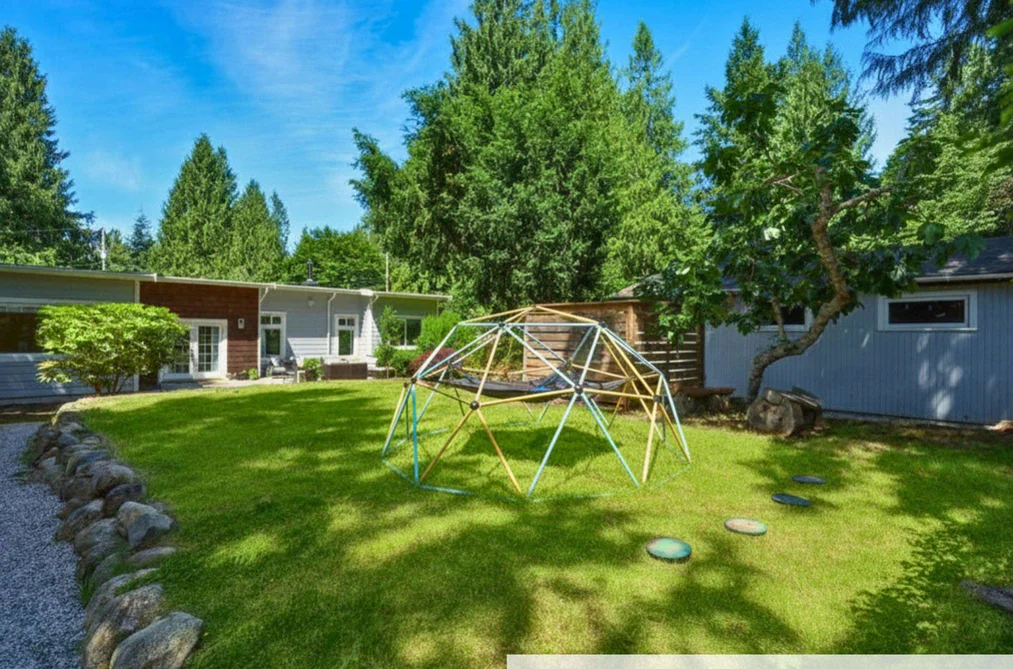 1304 OLES PLACE, Roberts Creek BC V0N 2W2, Roberts Creek BC — Residential for Sale — Photo 25 of 32