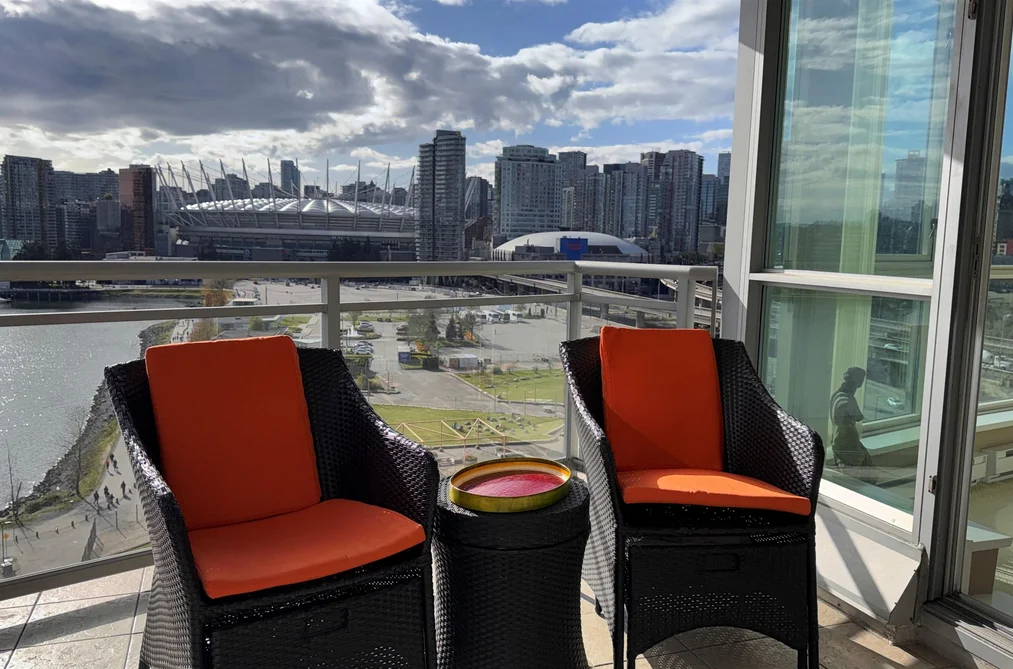 1305 120 MILROSS AVENUE, Vancouver BC V6A 4K7, Vancouver BC — Residential for Sale - Photo 2
