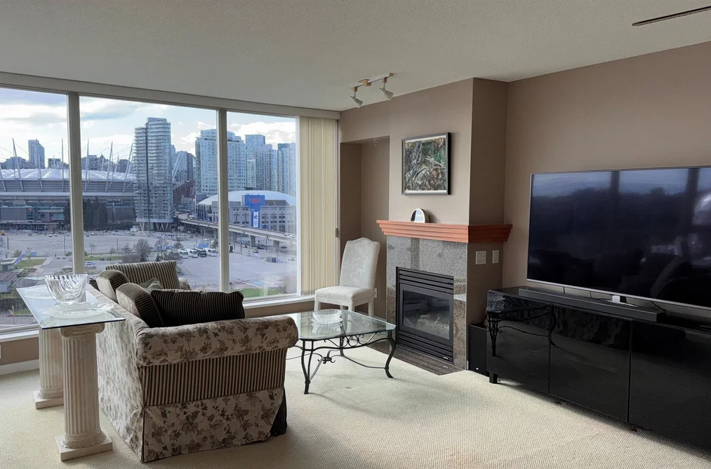 1305 120 MILROSS AVENUE, Vancouver BC V6A 4K7, Vancouver BC — Residential for Sale - Photo 6