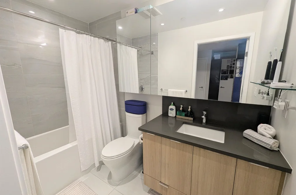1305 3430 E KENT AVENUE, Vancouver, BC — Residential for Sale — Photo 6 of 24