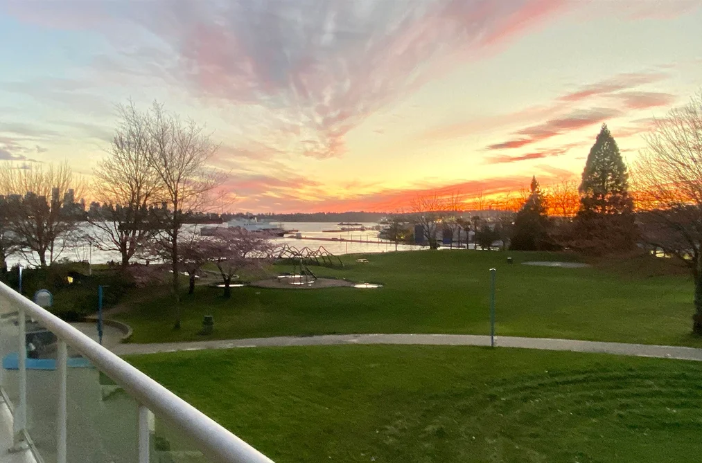 Condo for sale at 1306 33 Chesterfield Place North Vancouver British Columbia - MLS: R3108905