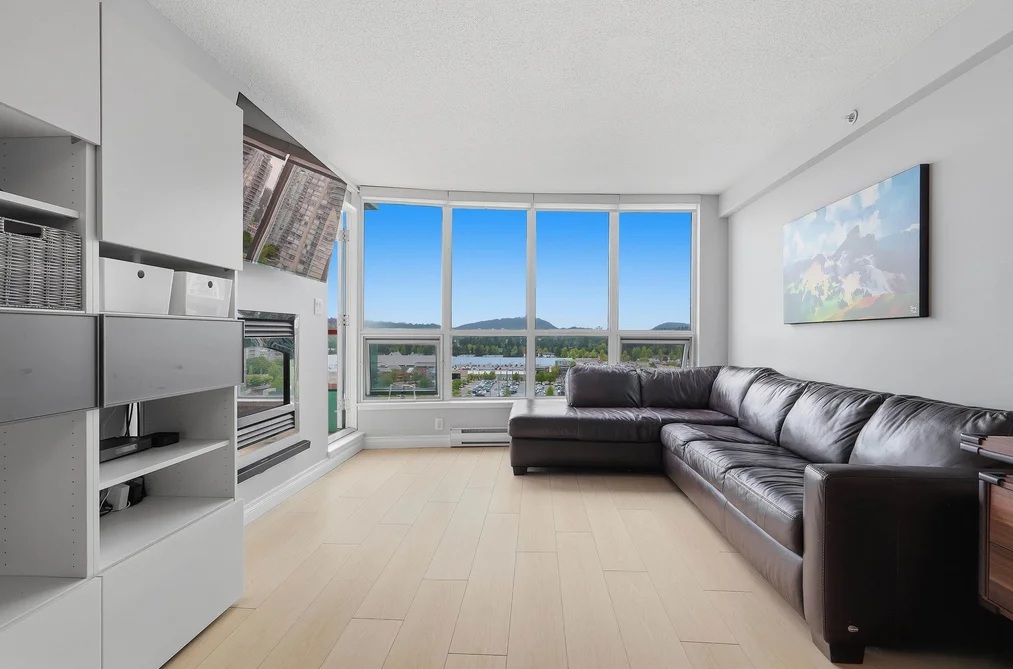 Condo for sale at 1307 1148 Heffley Crescent Coquitlam British Columbia - MLS: R3123335