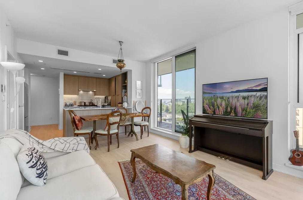Condo for sale at 1307 1471 Hunter Street North Vancouver British Columbia - MLS: R3117734
