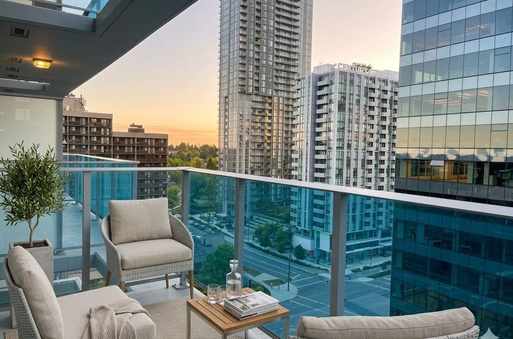 Condo for sale at 1308 13615 Fraser Highway Surrey British Columbia - MLS: R3130504