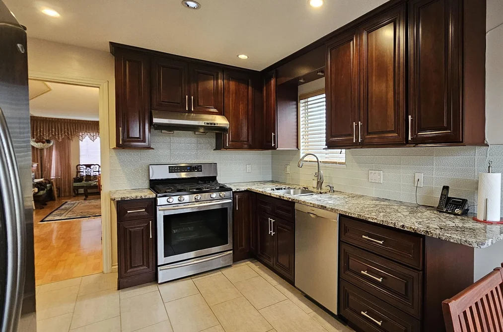 House for sale at 1308 E 62nd Avenue Vancouver British Columbia - MLS: R3114413