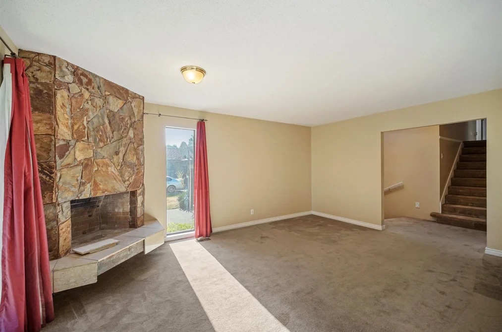 13081 61 AVENUE, Surrey BC V3X 2H4, Surrey BC — Residential for Sale — Photo 6 of 27