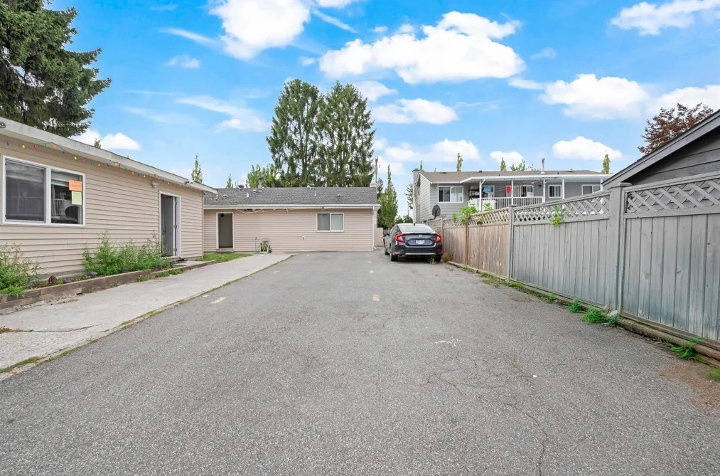 13090 72 AVENUE, Surrey BC V3W 2N2, Surrey BC — Residential for Sale - Photo 3