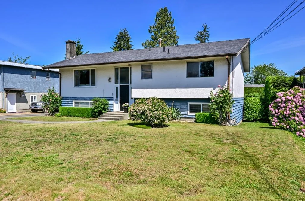 House for sale at 13095 103a Avenue Surrey British Columbia - MLS: R3134145