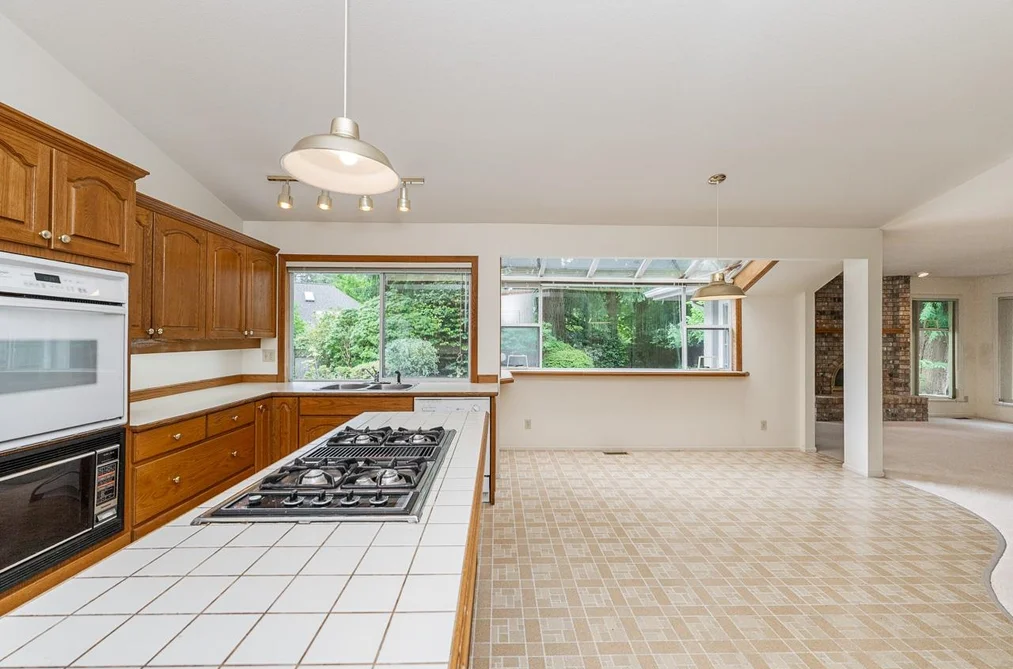 13096 21A AVENUE, Surrey BC V4A 8M3, Surrey BC — Residential for Sale — Photo 7 of 35
