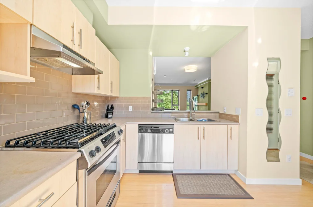 Townhouse for sale at 131 9229 University Crescent Burnaby British Columbia - MLS: R3138015