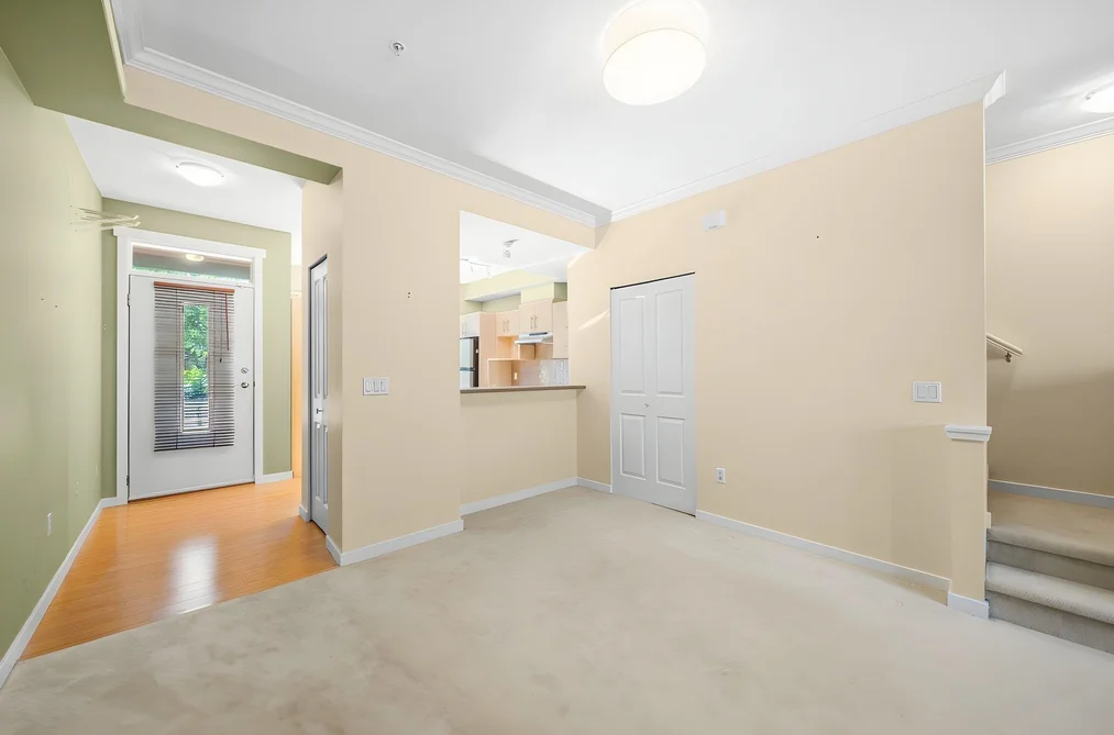 131 9229 UNIVERSITY CRESCENT, Burnaby BC V5A 4Z2, Burnaby BC — Residential for Sale — Photo 10 of 38