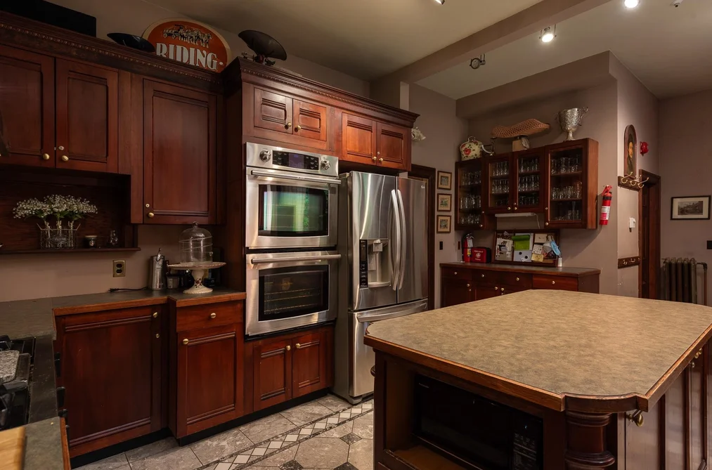 131 Eighth Street, New Westminster, BC - Other for Sale - Photo 16 of 40 131 Eighth Street, New Westminster, BC - Other for Sale - Photo 16 of 40