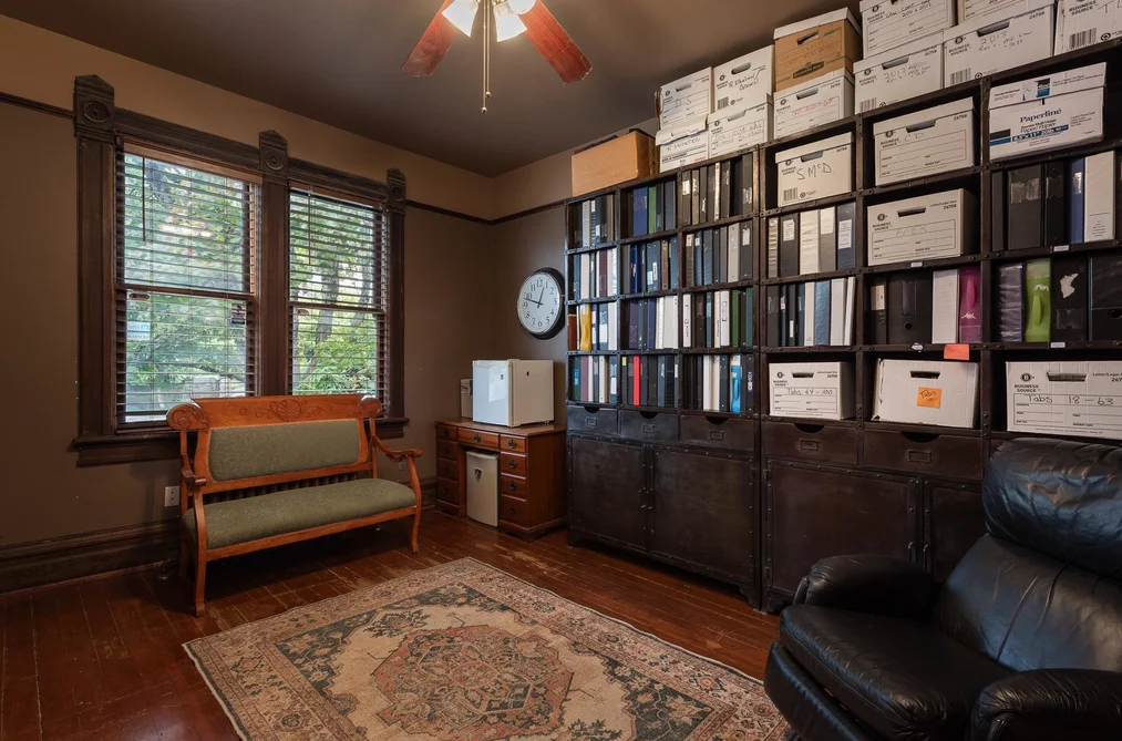131 Eighth Street, New Westminster, BC - Other for Sale - Photo 36 of 40 131 Eighth Street, New Westminster, BC - Other for Sale - Photo 36 of 40