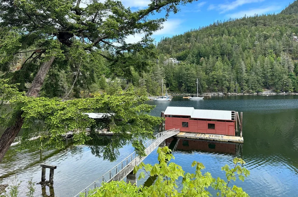 House for sale at 13119 Narrows Road Madeira Park British Columbia - MLS: R3006420