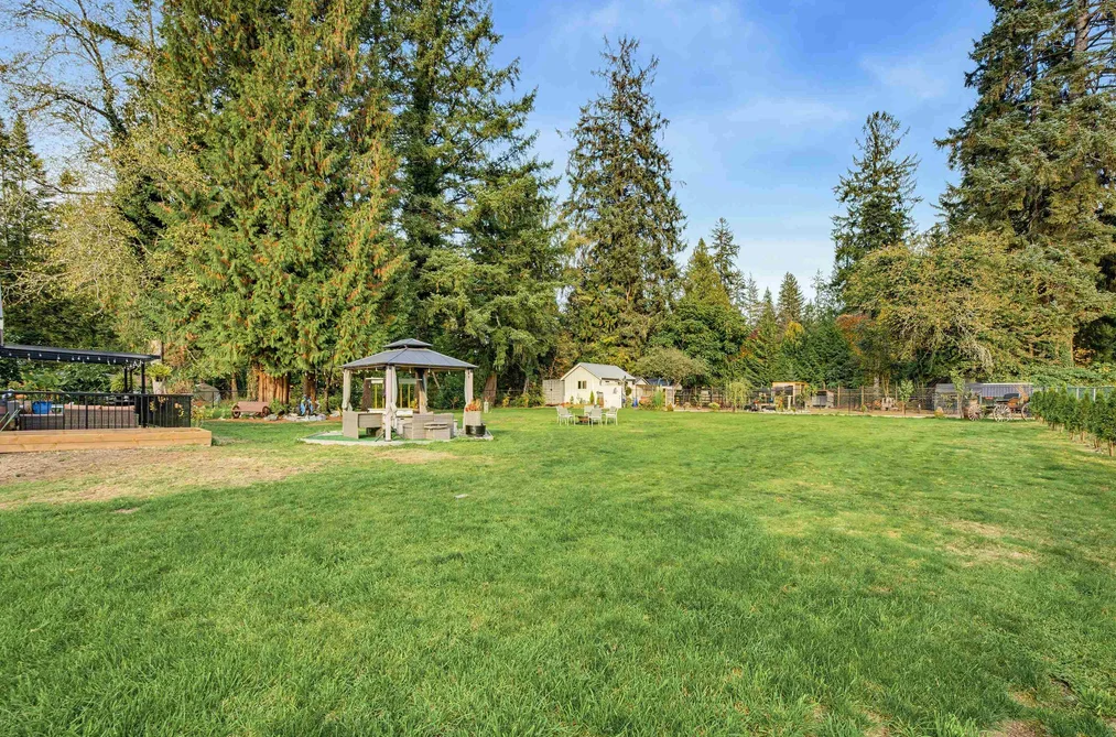 13124 Edge Street, Maple Ridge, BC - House for Sale - Photo 30 of 37 13124 Edge Street, Maple Ridge, BC - House for Sale - Photo 30 of 37
