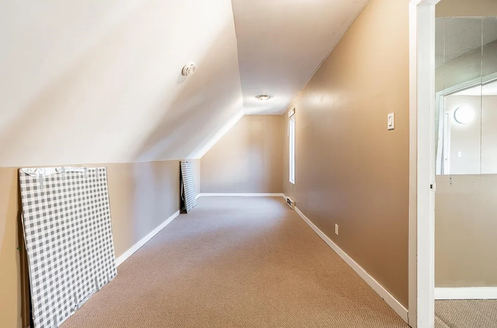 13127 Balloch Drive, Surrey, BC - Half Duplex for Sale - Photo 19 of 39 13127 Balloch Drive, Surrey, BC - Half Duplex for Sale - Photo 19 of 39