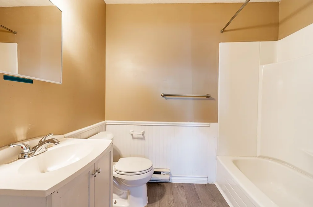 13127 Balloch Drive, Surrey, BC - Half Duplex for Sale - Photo 23 of 39 13127 Balloch Drive, Surrey, BC - Half Duplex for Sale - Photo 23 of 39