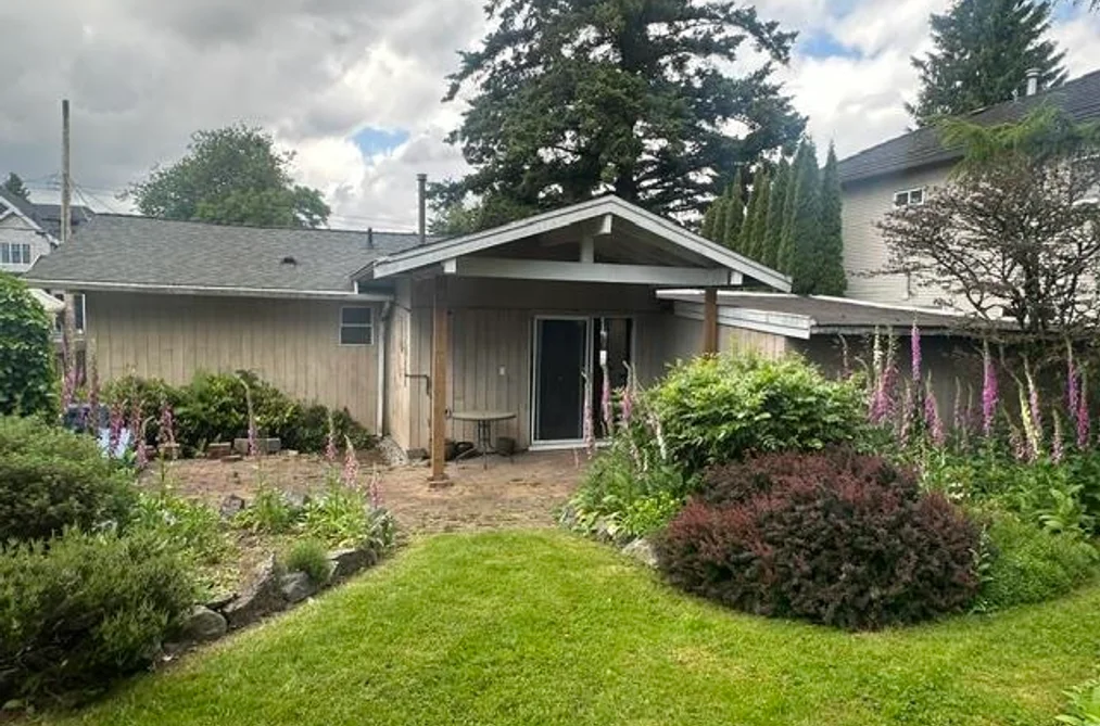 13130 110 AVENUE, Surrey BC V3T 2P9, Surrey BC — Residential for Sale - Photo 2