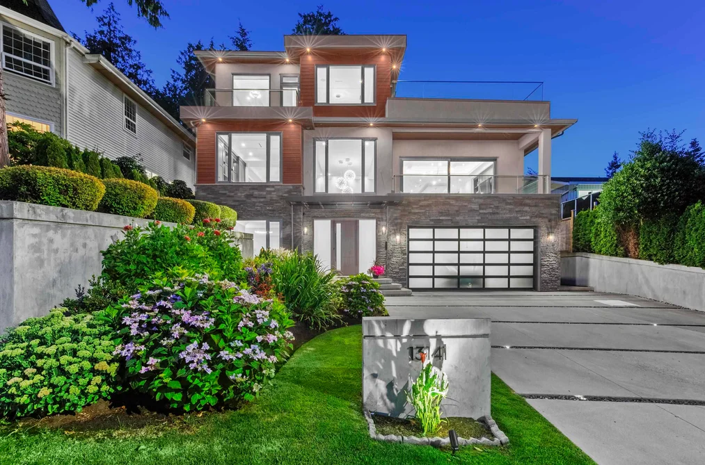 House for sale at 13141 Marine Drive Surrey British Columbia - MLS: R3115140