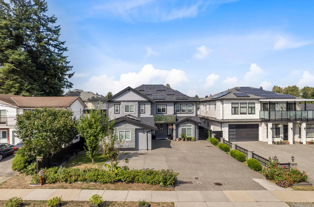 House for sale at 13145 68 Avenue Surrey British Columbia - MLS: R3100358