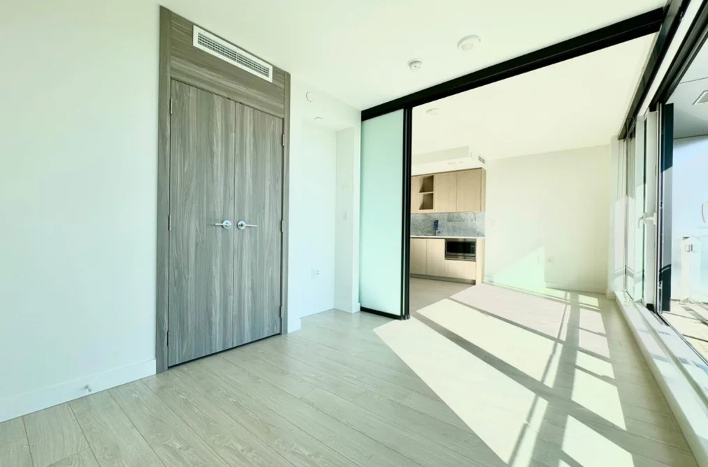 1318 1768 COOK STREET, Vancouver BC V5Y 0N3, Vancouver BC — Residential for Sale - Photo 6