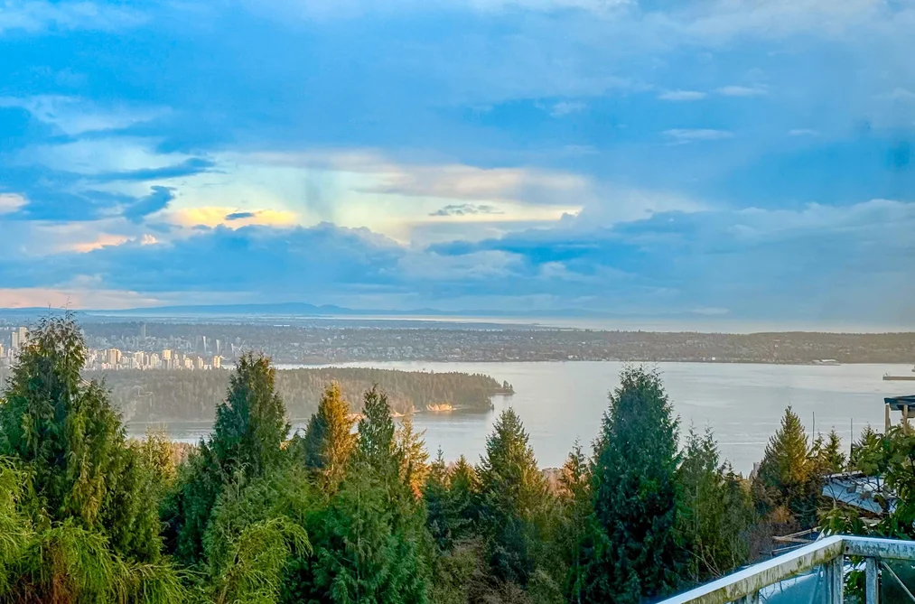 1318 CRESTWELL ROAD, West Vancouver BC V7S 2P2, West Vancouver BC — Residential for Sale - Photo 2