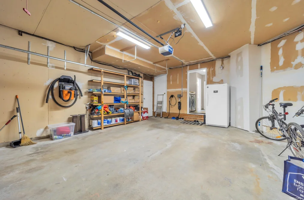 1318 MCLELLAN DRIVE, Coquitlam BC V3E 2K3, Coquitlam BC — Residential for Sale — Photo 38 of 40