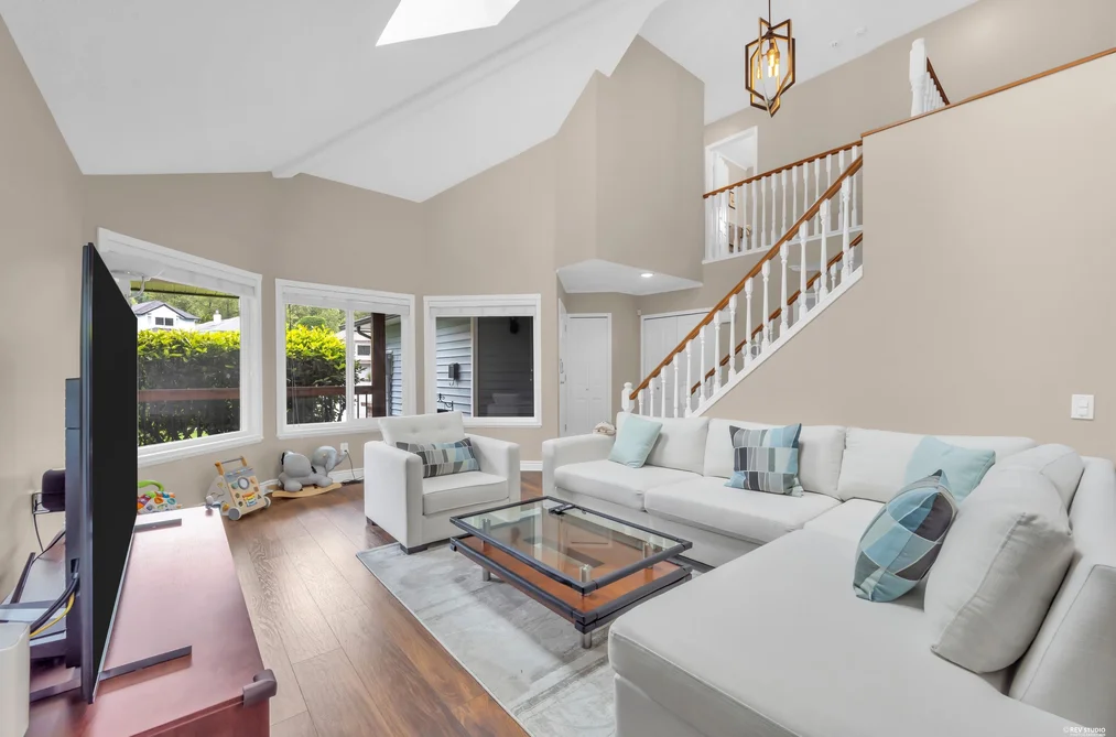 1318 MCLELLAN DRIVE, Coquitlam BC V3E 2K3, Coquitlam BC — Residential for Sale — Photo 5 of 40
