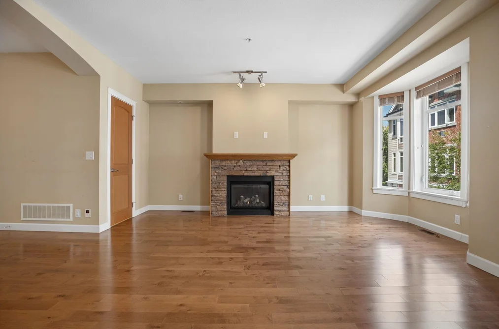 132 20738 84 AVENUE, Langley BC V2Y 0J6, Langley BC — Residential for Sale — Photo 7 of 39