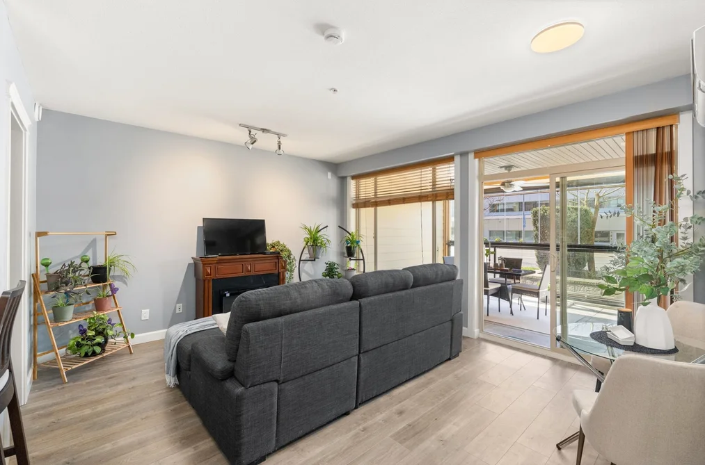 Condo for sale at 132 2860 Trethewey Street Abbotsford British Columbia - MLS: R3108282