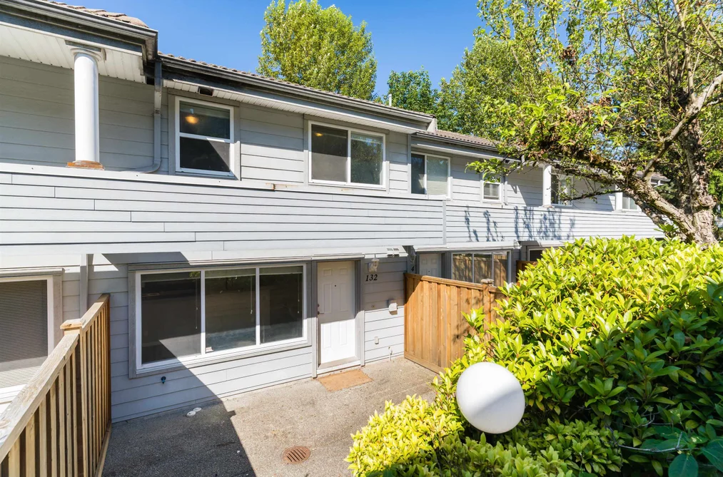 132 SHORELINE CIRCLE, Port Moody BC V3H 5B3, Port Moody BC — Residential for Sale - Photo 3
