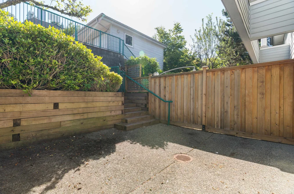 132 SHORELINE CIRCLE, Port Moody BC V3H 5B3, Port Moody BC — Residential for Sale - Photo 4