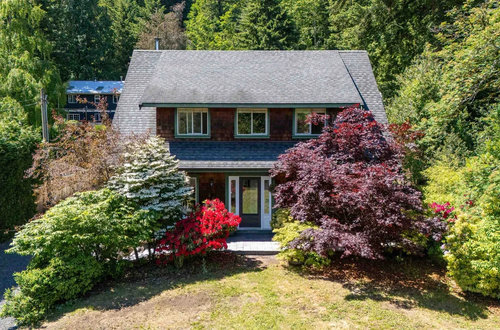 House for sale at 1320 Eagle Cliff Road Bowen Island British Columbia - MLS: R3125069