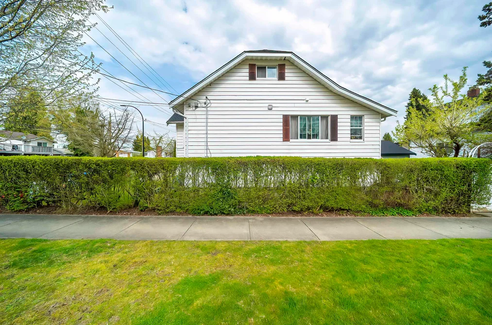 1320 TENTH AVENUE, New Westminster BC V3M 3H9, New Westminster BC — Residential for Sale - Photo 4