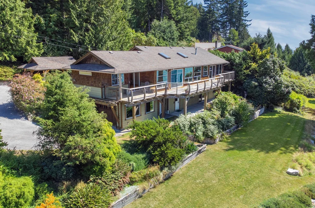 House for sale at 1321 Gower Point Road Gibsons British Columbia - MLS: R3161775